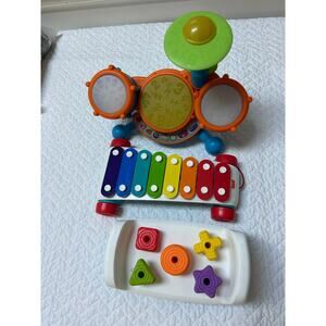 Lot of 3 toddler toys